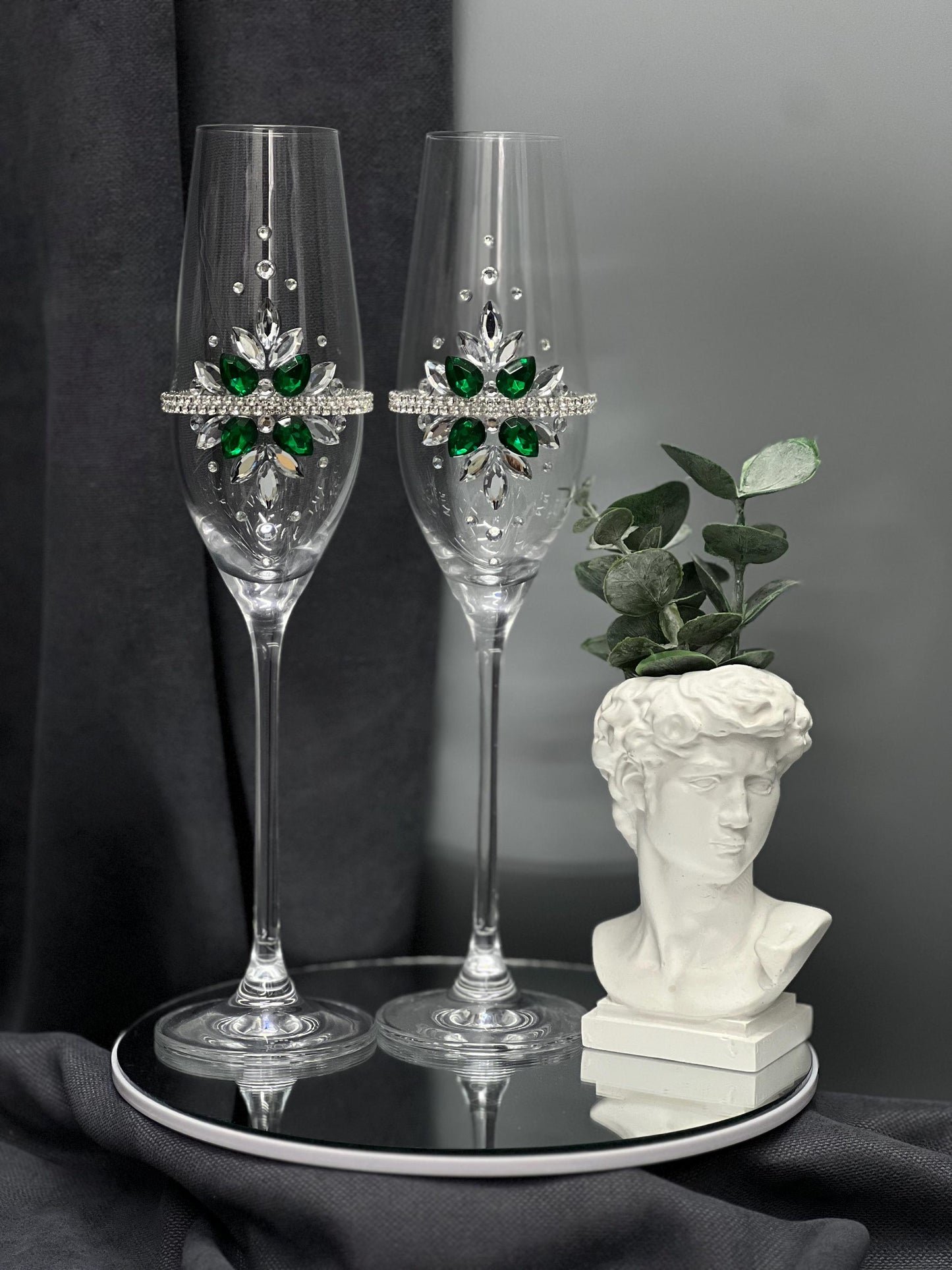 Emerald Wedding Accessories Set: Champagne Flutes, Unity Candles, Cake Cutting