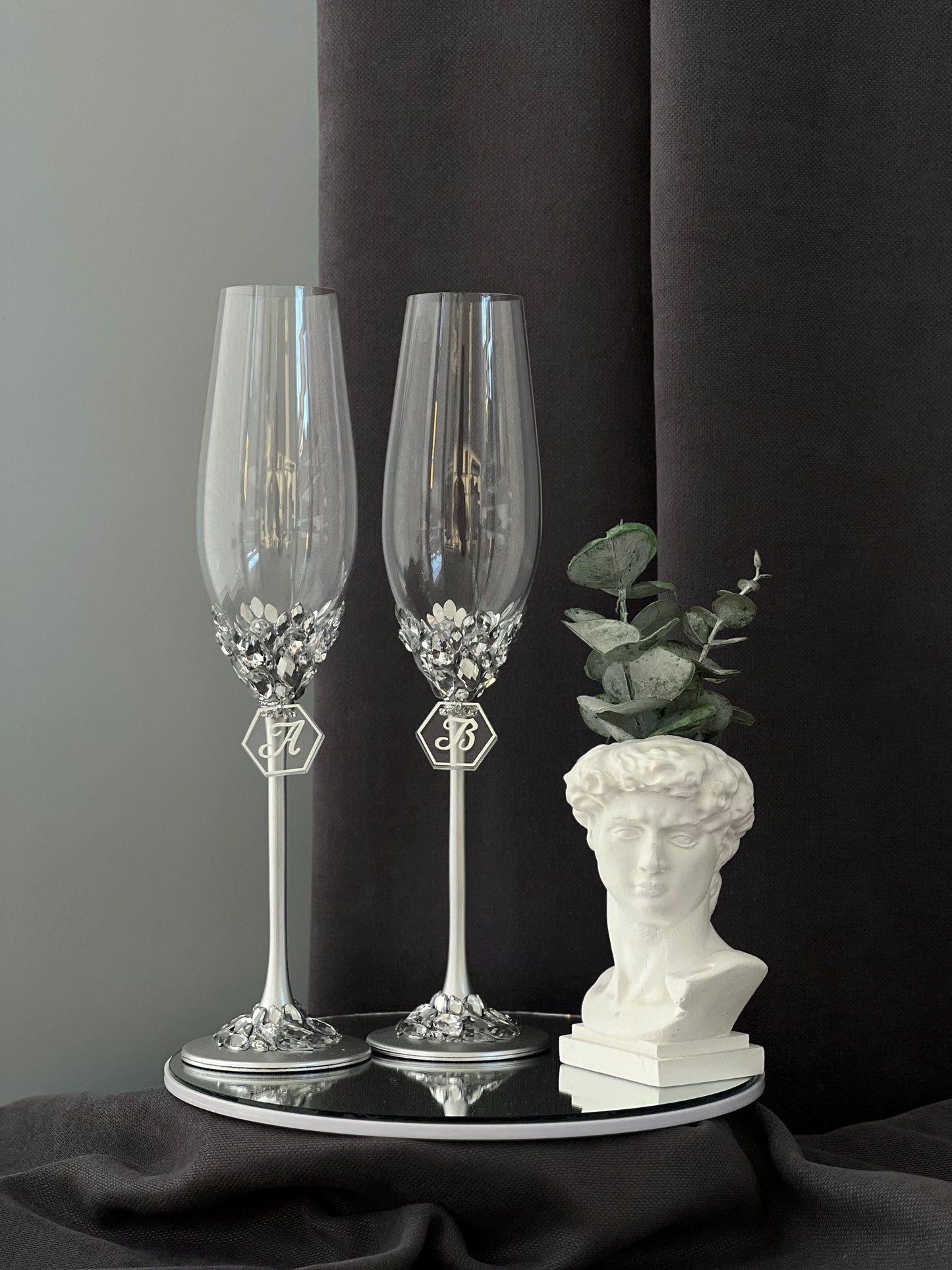 Personalized Wedding Champagne Glasses, Engraved Bride & Groom Toasting Flutes, Custom