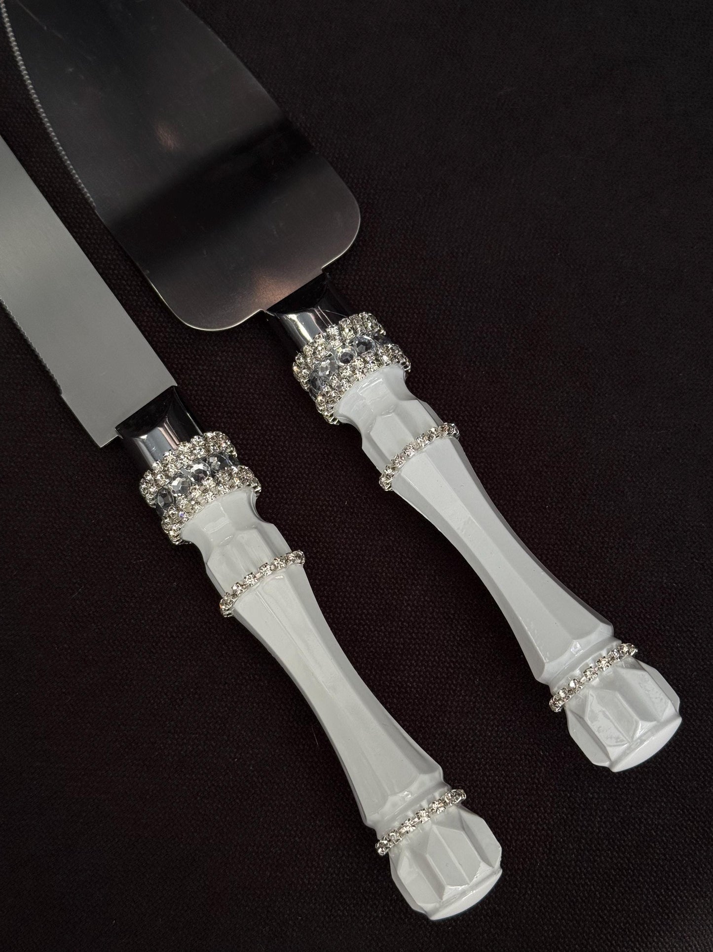 Silver Wedding Cake Serving Set: Champagne Flutes, Knife, Acrylic Crystals