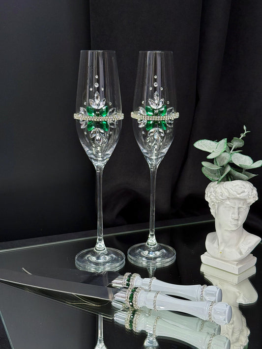 Emerald Wedding Accessories Set: Champagne Flutes, Unity Candles, Cake Cutting
