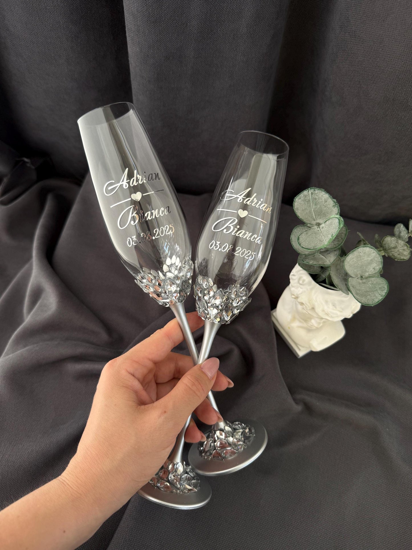 Personalized Wedding Glasses – Bride & Groom Name Engraved Champagne Flutes, Anniversary