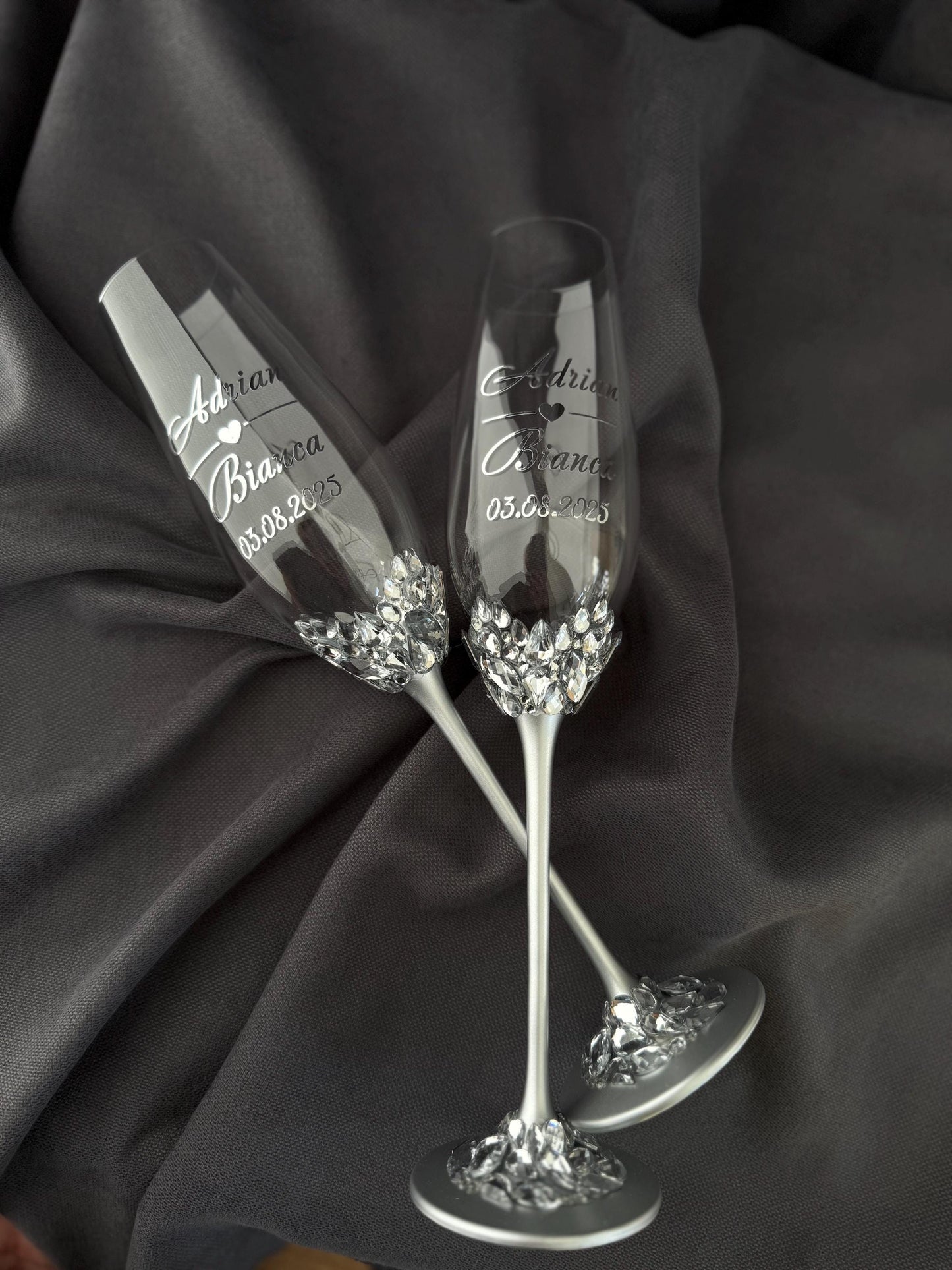 Personalized Wedding Glasses – Bride & Groom Name Engraved Champagne Flutes, Anniversary