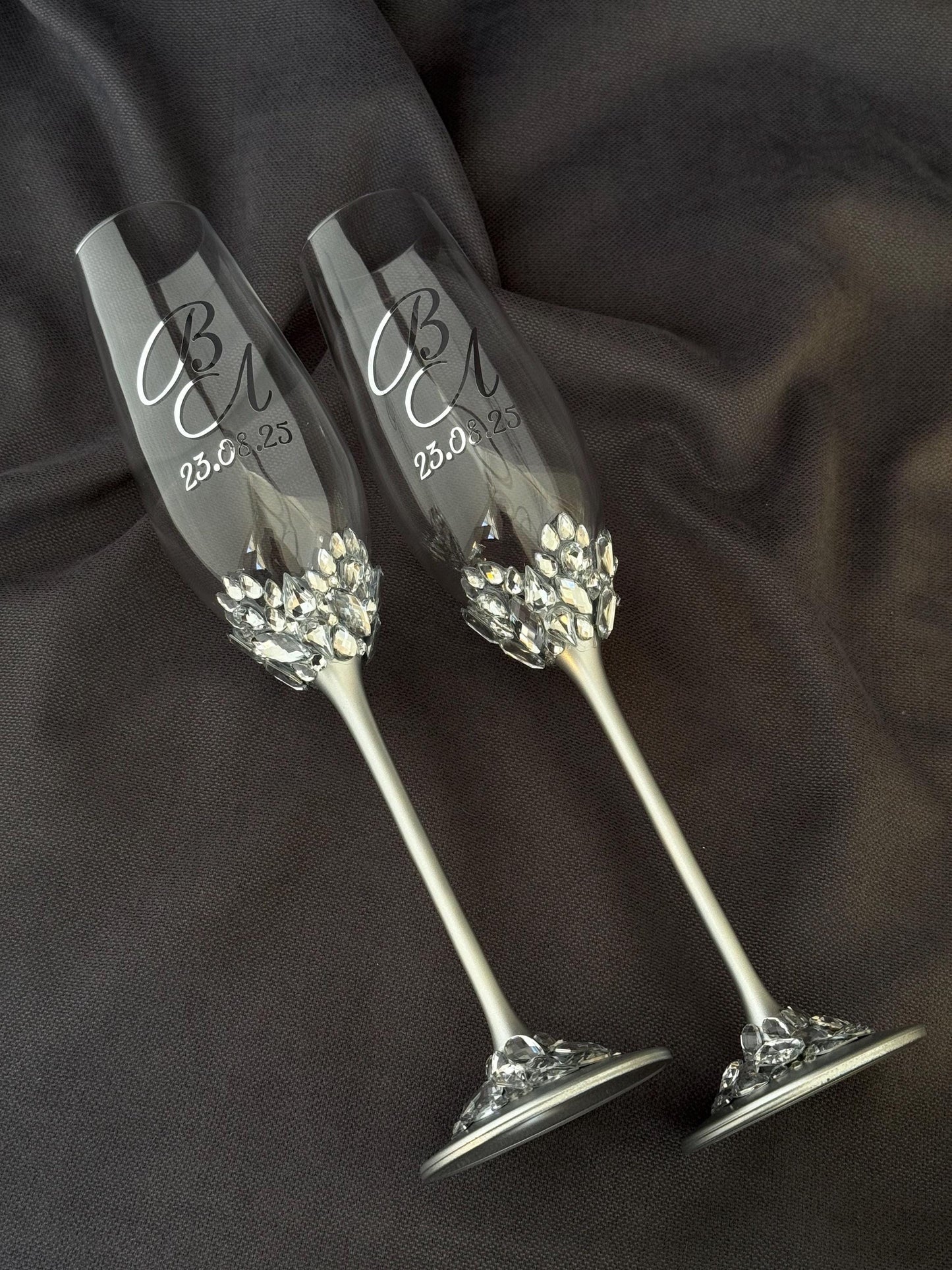 Personalized Wedding Glasses – Bride & Groom Name Engraved Champagne Flutes, Anniversary